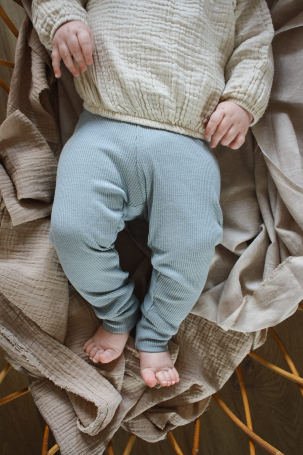 veilige handgemaakte baby legging voor gevoelige huid