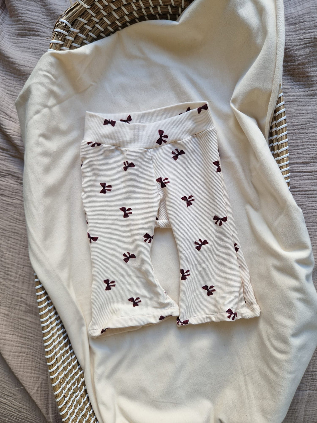 Flared legging | strikjes