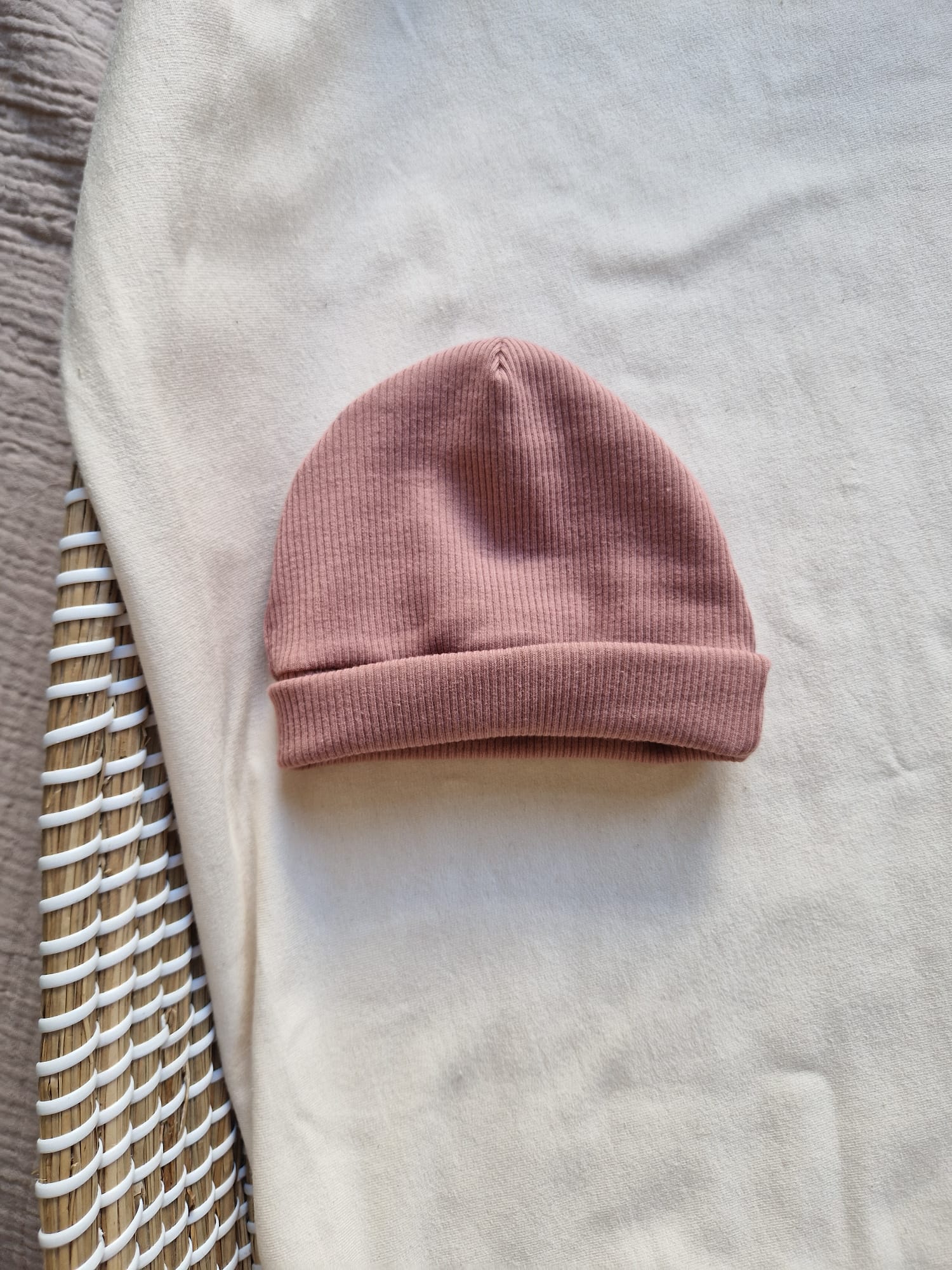 Babymutsje rib | roze