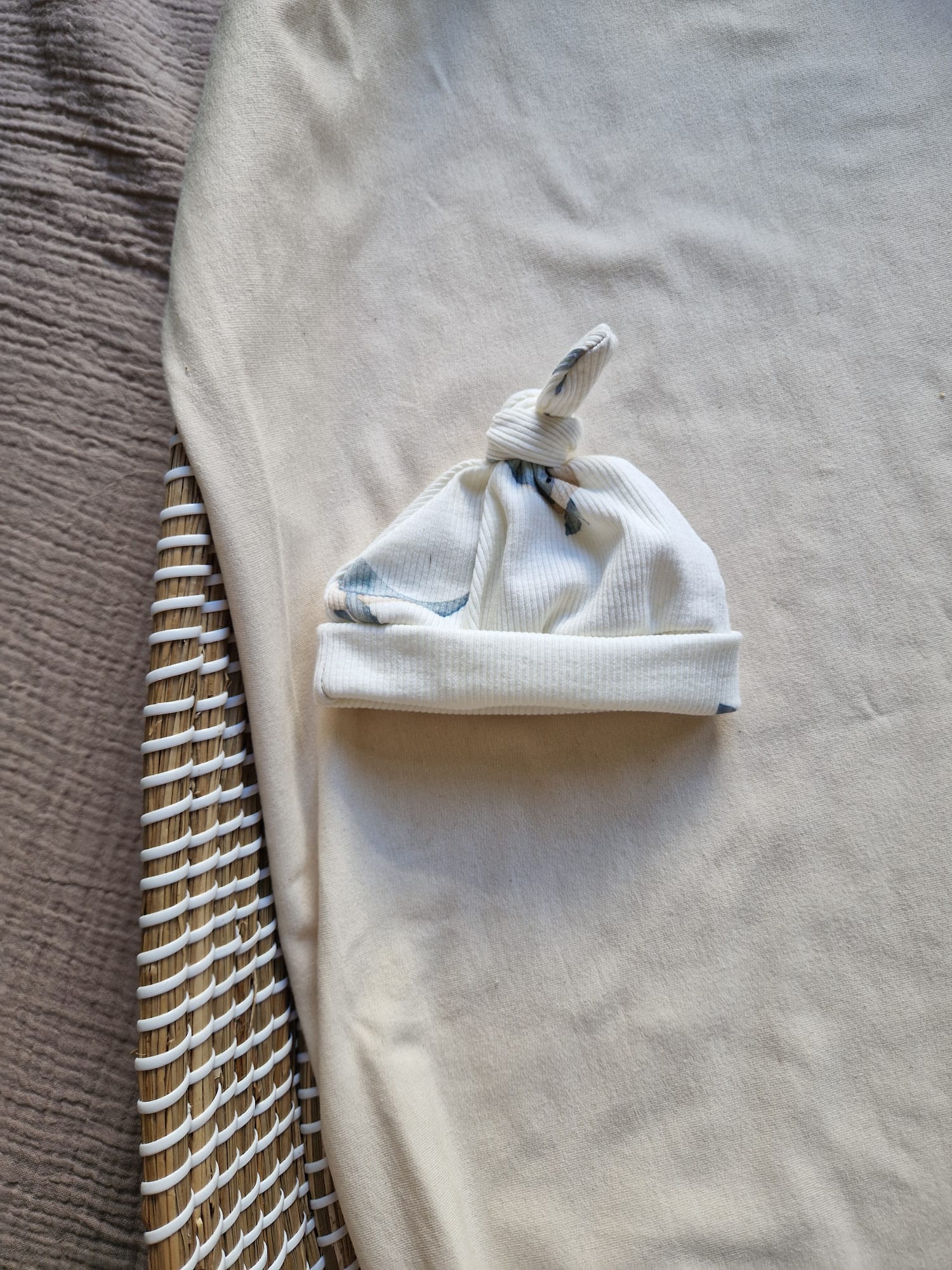 Knoopmutsje rib | walvis