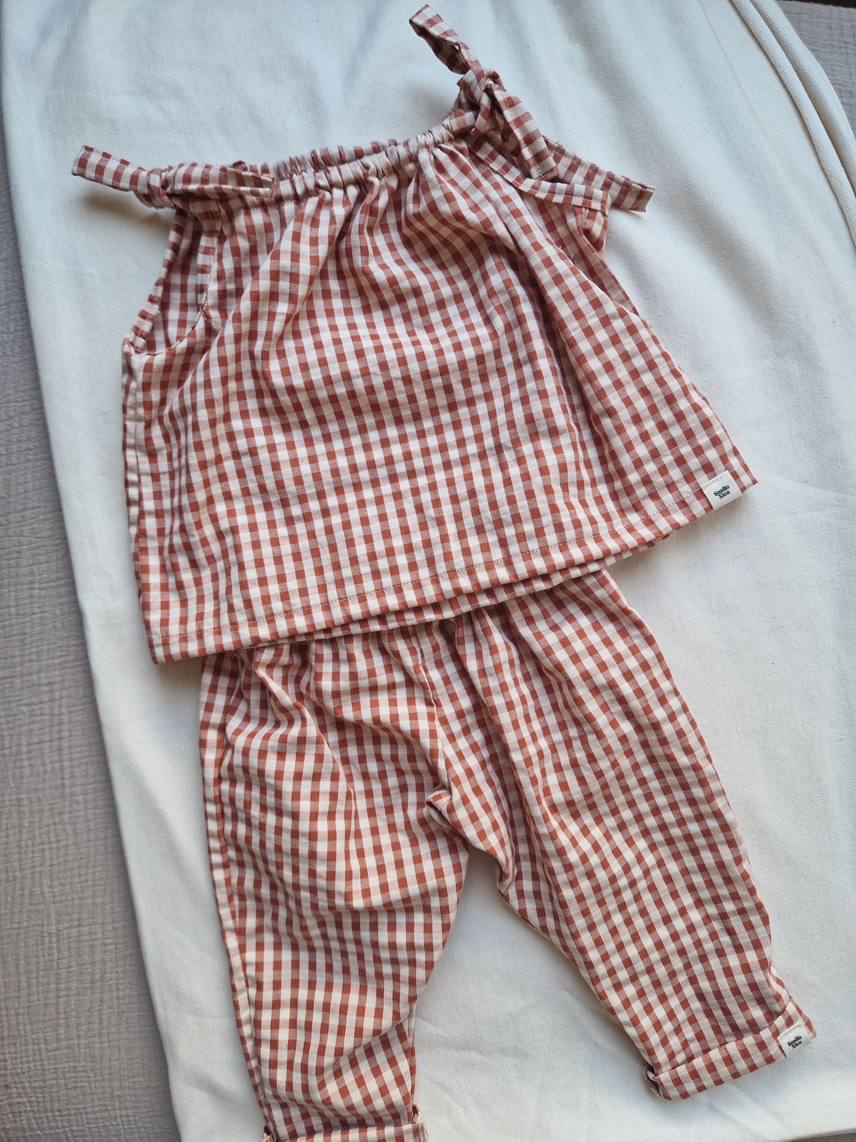 Top | ruitjes rood roze